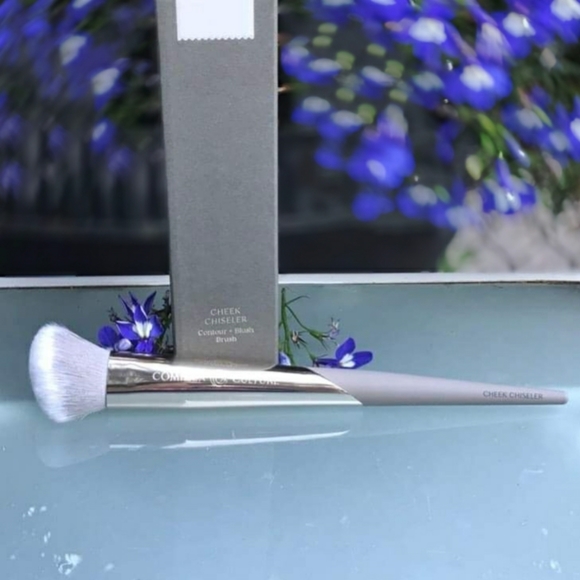 Complex Culture Cheek Chiseler Brush Angled Cheek Brush *BNIB - Picture 3 of 13